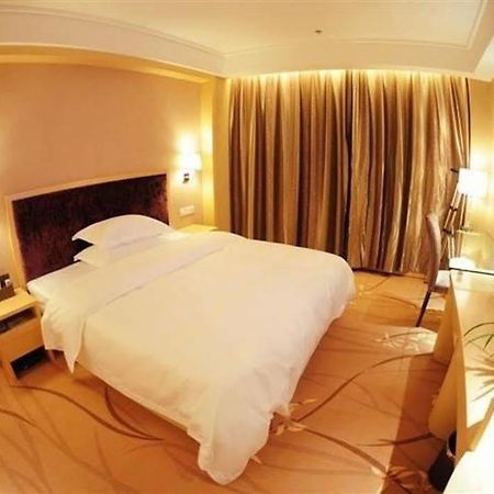 Ronghe Holiday Hotel Shiyan  エクステリア 写真
