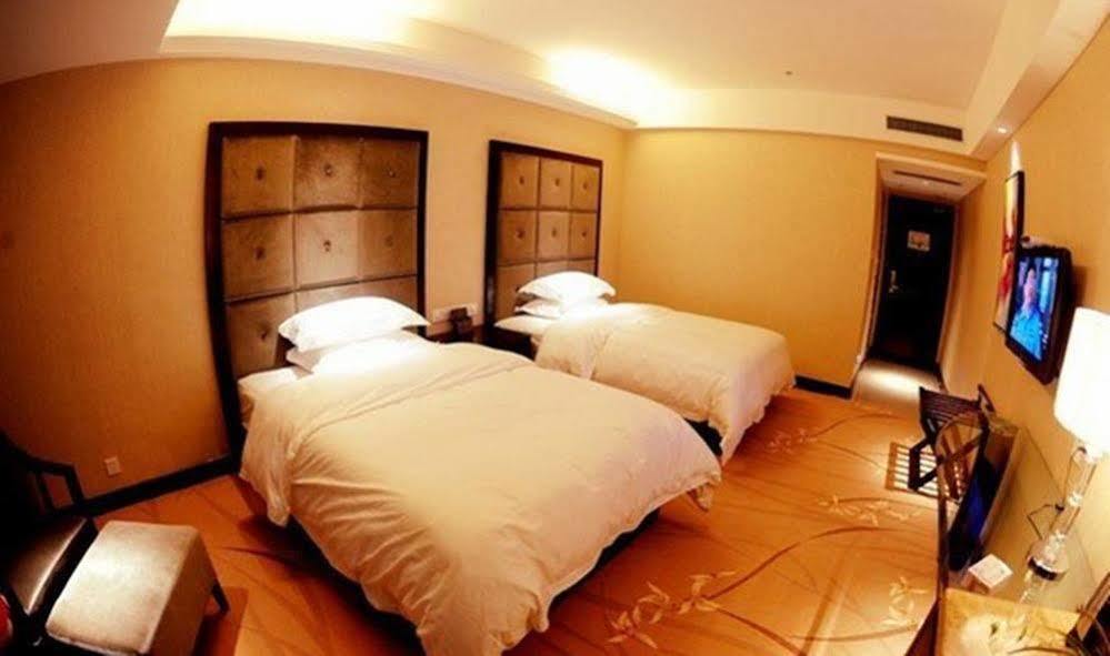 Ronghe Holiday Hotel Shiyan  エクステリア 写真